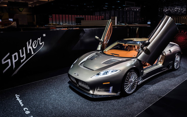 Silver sports car showroom open free wallpaper - medium preview image