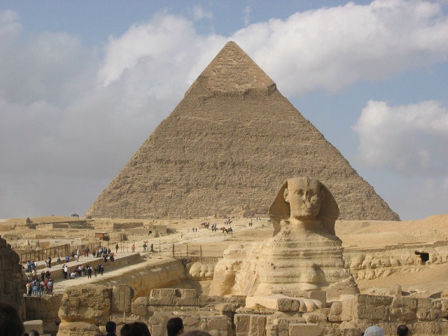 Sphinx pyramid crowd people statue free wallpaper - medium preview image