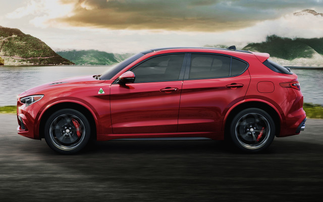 Red alfa suv mountains road free wallpaper - medium preview image