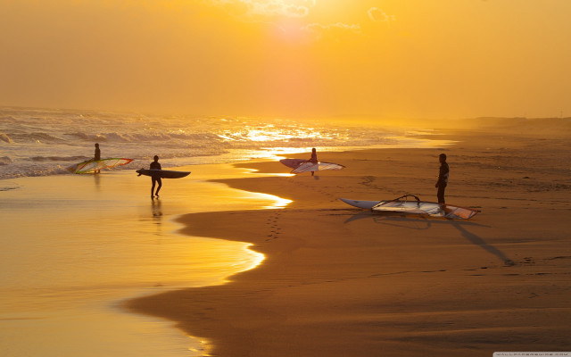 Beach sunset surfboards ocean group free wallpaper - medium preview image
