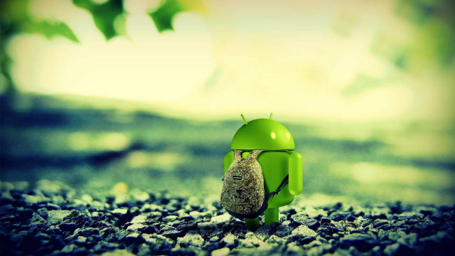 Small green toy brown object free wallpaper - medium preview image