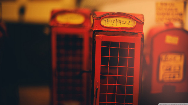 Red telephone booths table sign free wallpaper - medium preview image