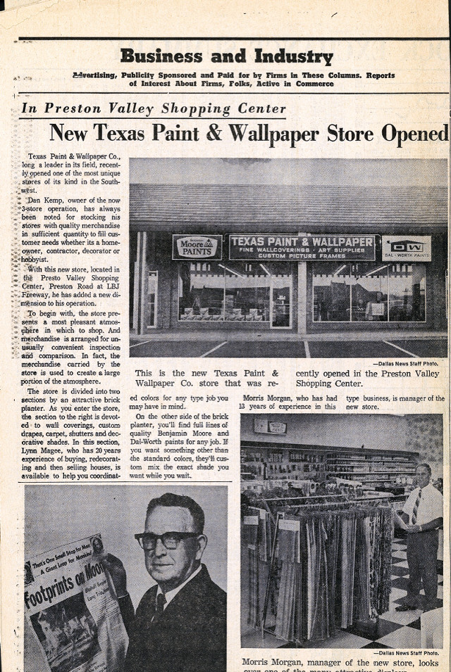 Man holding newspaper storefront texas free wallpaper - medium preview image