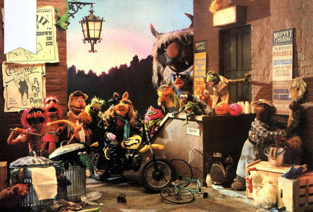 Stuffed animals motorcycle room scarecrow free wallpaper - medium preview image