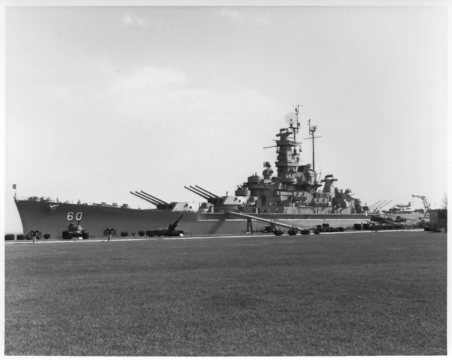 Battleship field ships trucks ground free wallpaper - medium preview image