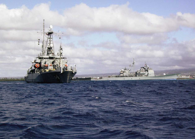 Two ships cloudy sky water free wallpaper - medium preview image