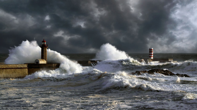 Lighthouse waves ocean cloudy sky free wallpaper - medium preview image