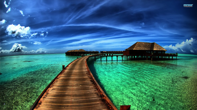 Pier hut ocean bridge city free wallpaper - medium preview image