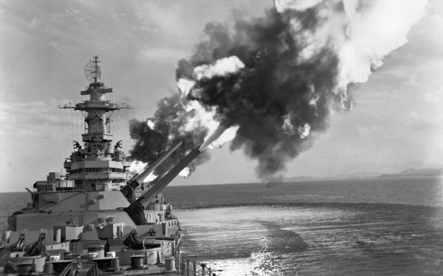 Battleship smoke water ocean ship free wallpaper - medium preview image
