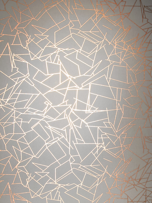 White gold pattern vase fence free wallpaper - medium preview image