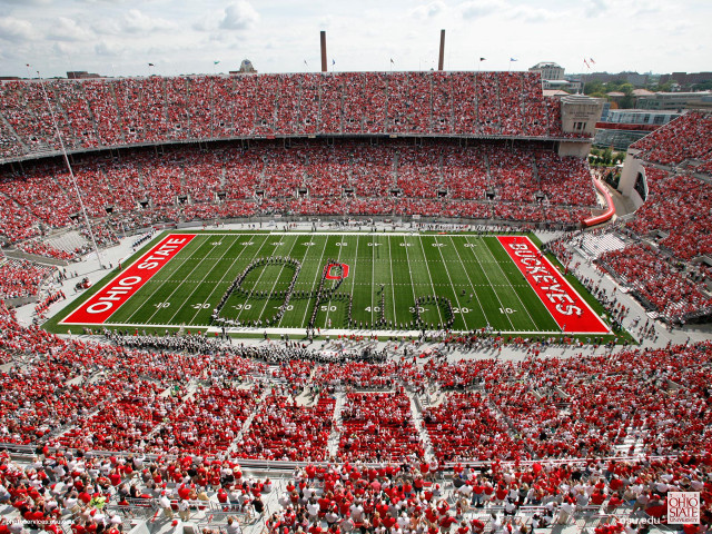 Football stadium crowd field red free wallpaper - medium preview image