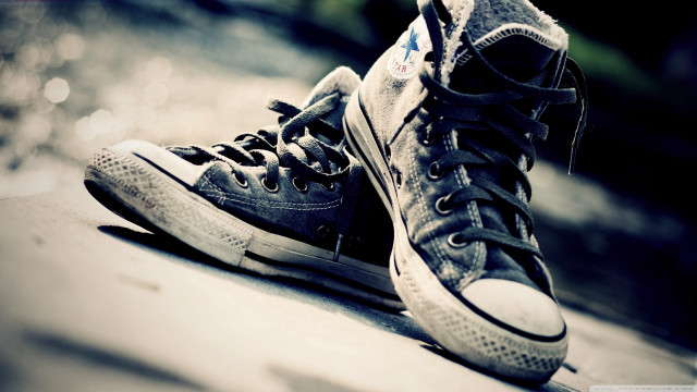 Black white converse shoes sidewalk free wallpaper - medium preview image