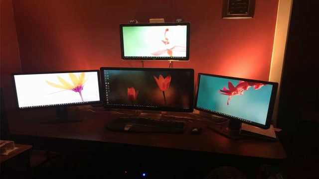 Three computer monitors desk red free wallpaper - medium preview image