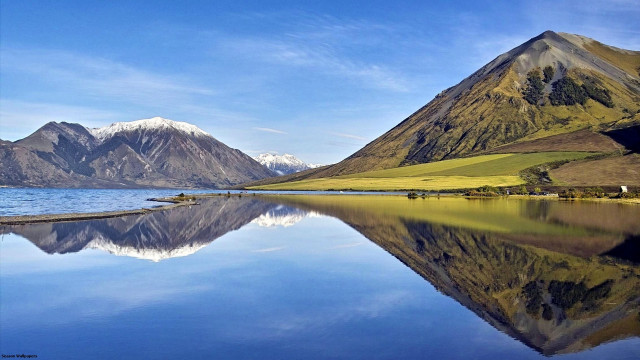 Mountain range reflection lake blue #2 free wallpaper - medium preview image