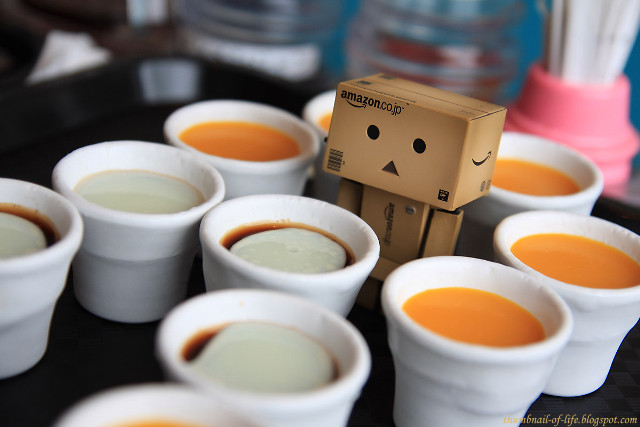 Cups robot table orange juice free wallpaper - medium preview image