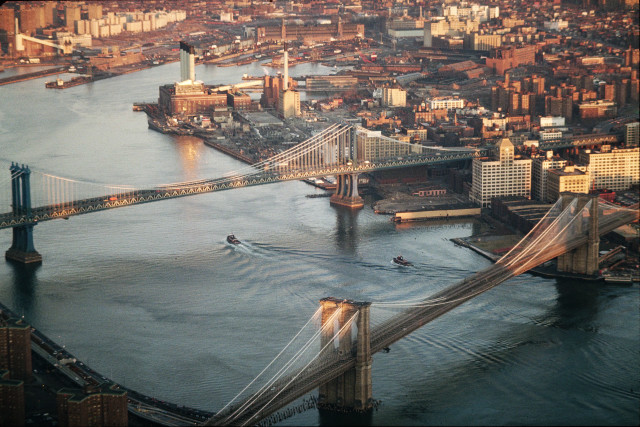 Large bridge city tall buildings free wallpaper - medium preview image