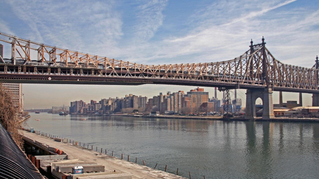 Bridge river city train water free wallpaper - medium preview image