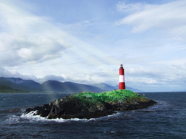 Red white lighthouse island ocean #2 free wallpaper - medium preview image