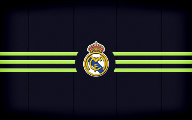 Soccer ball crown wallpaper image #2 free wallpaper - medium preview image