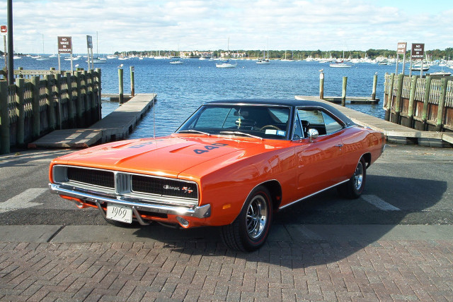 Orange car water dock boats free wallpaper - medium preview image