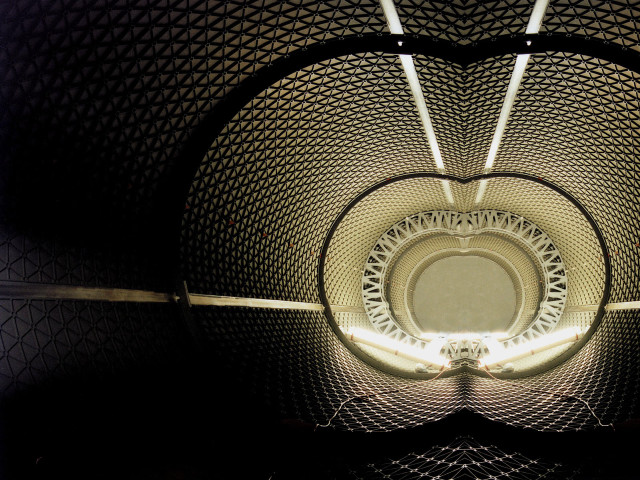 Circular metal object design light free wallpaper - medium preview image