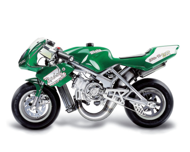 Green motorcycle white background dosso #2 free wallpaper - medium preview image