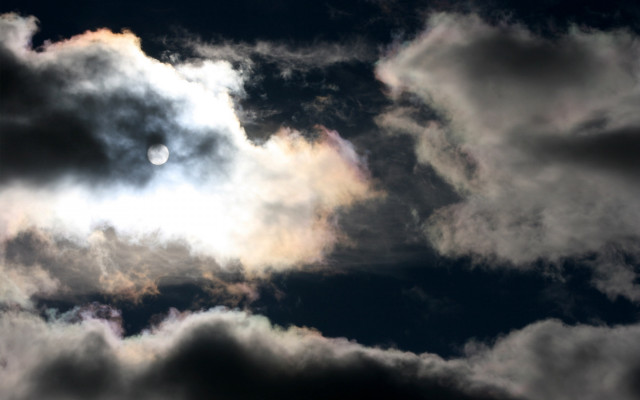 Bright sun clouds white circle #2 free wallpaper - medium preview image
