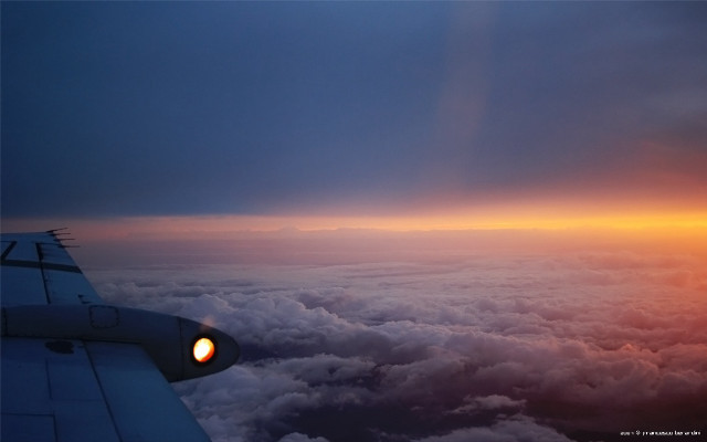 Plane wing sunset clouds light #2 free wallpaper - medium preview image