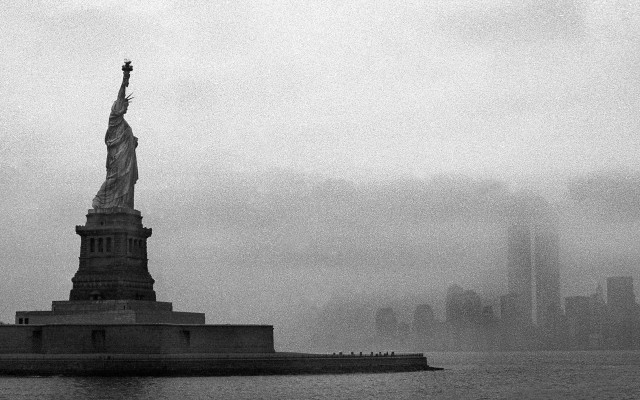 Statue of liberty foggy water free wallpaper - medium preview image