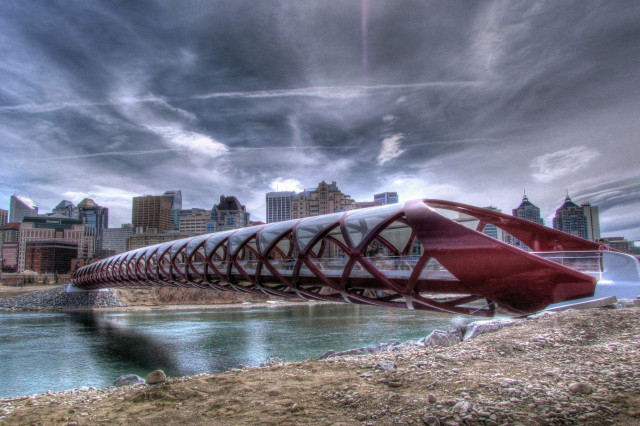 Red bridge river city cloudy free wallpaper - medium preview image