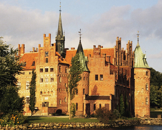 Castle tower clock water trees free wallpaper - medium preview image