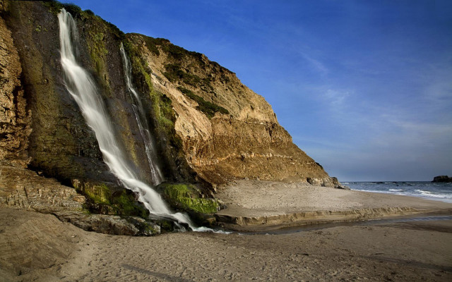 Waterfall cliff ocean sunny day free wallpaper - medium preview image