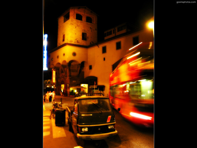 Car parked street building clock #3 free wallpaper - medium preview image