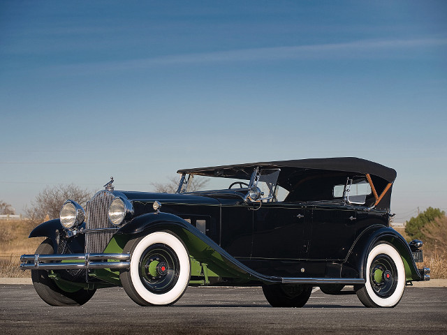 Old model car artdeco dieselpunk free wallpaper - medium preview image