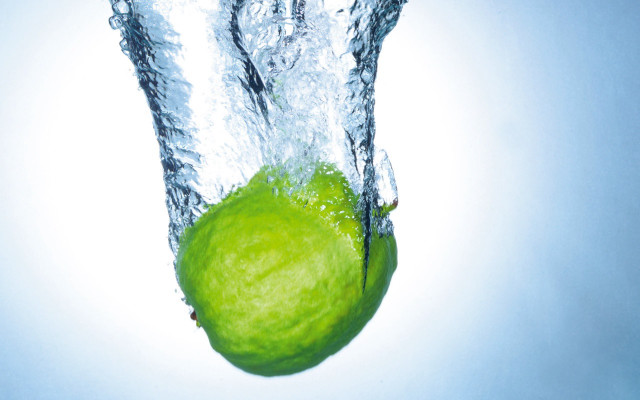 Green apple water splash green free wallpaper - medium preview image