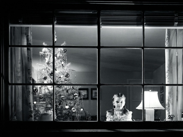 Woman window christmas living room free wallpaper - medium preview image