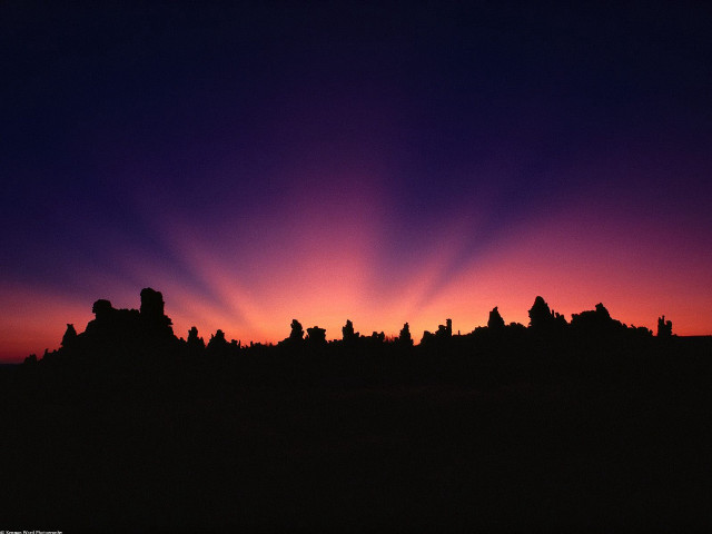Sunset purple sky city silhouette free wallpaper - medium preview image
