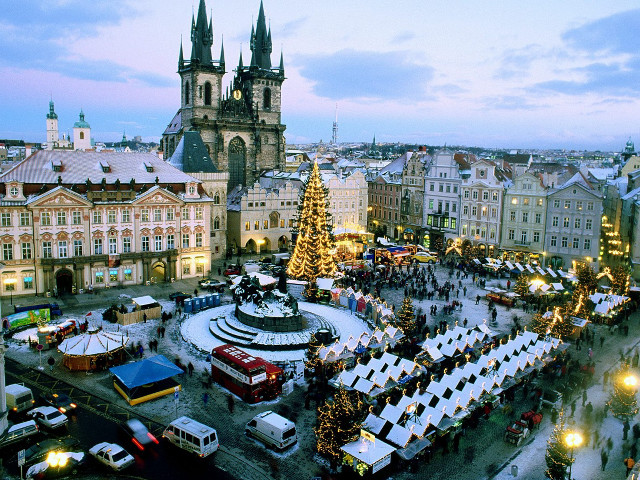 Christmas market city square tree #2 free wallpaper - medium preview image