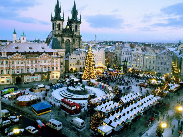 Christmas market city square tree #3 free wallpaper - medium preview image