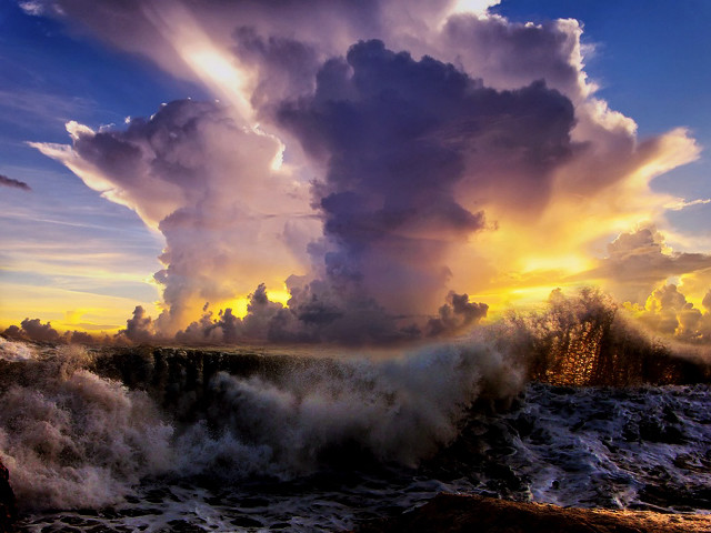 Cloud water waves sunset sky free wallpaper - medium preview image