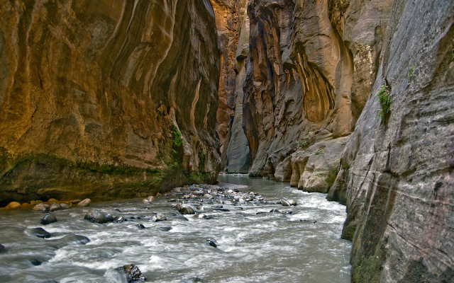 Narrow river narrow canyon rocks free wallpaper - medium preview image