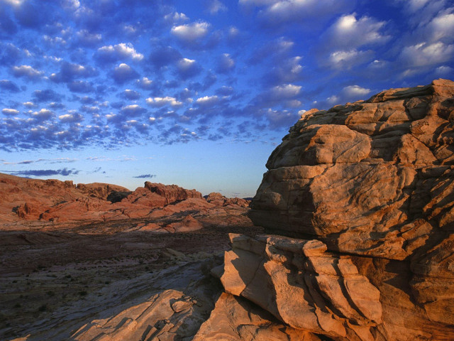 Rocky outcropping blue sky clouds #3 free wallpaper - medium preview image