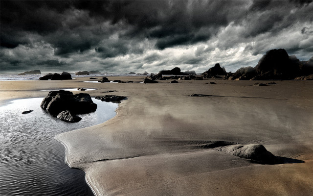 Beach rocks water cloudy sky #6 free wallpaper - medium preview image