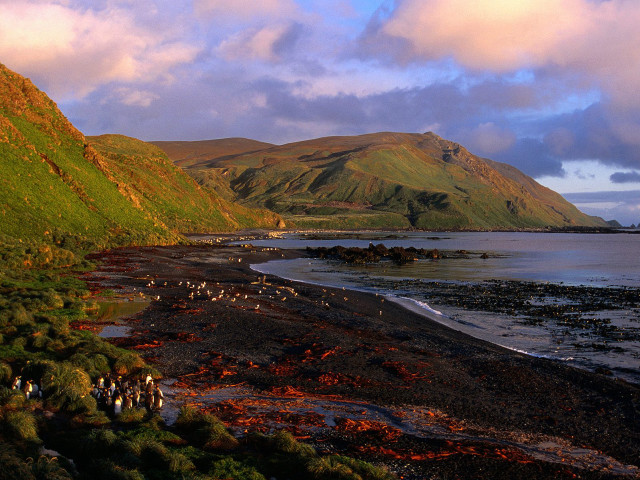 Bascove beach mountain sunset ocean free wallpaper - medium preview image