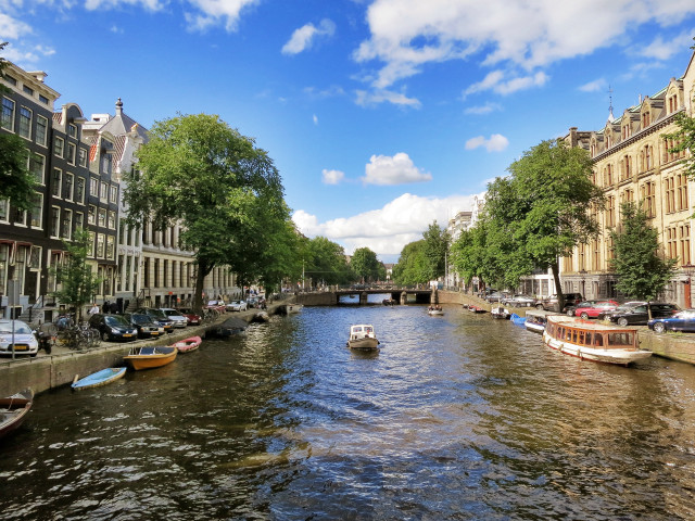 River boats buildings trees bridge free wallpaper - medium preview image