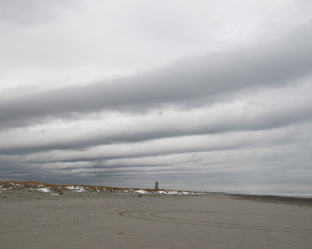 Kite beach cloudy sky lighthouse free wallpaper - medium preview image