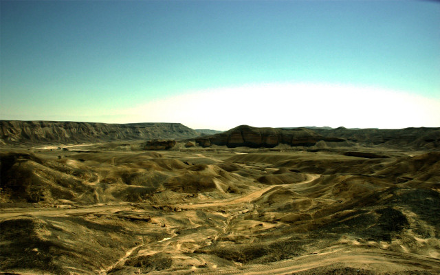 Desert dirt road mountain sky free wallpaper - medium preview image