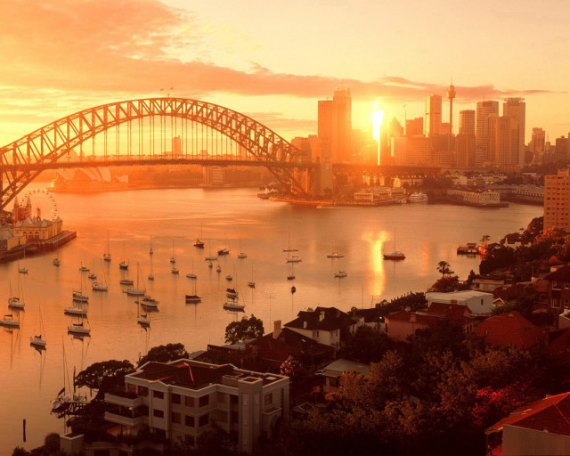 Large bridge water boats city free wallpaper - medium preview image
