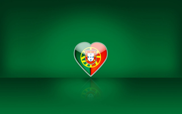 Heart shaped portugal flag green #2 free wallpaper - medium preview image