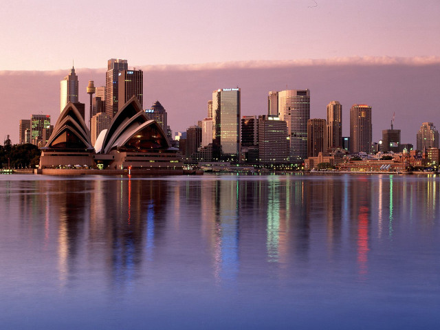 City skyline water front large free wallpaper - medium preview image